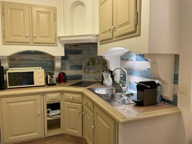 Apartament Domaine Des Tuilieres Avec Jacuzzi Vallauris Zewnętrze zdjęcie